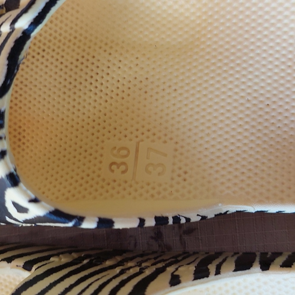 Slides zebra print - Picture 3 of 3